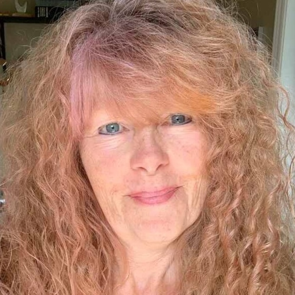 Meet your Posher, Carole